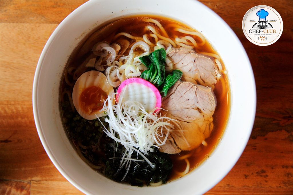 Ramen Shoyu japonés