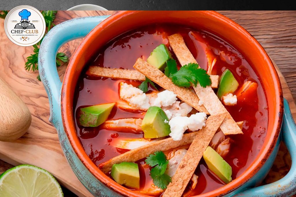 Sopa de tortilla mexicana